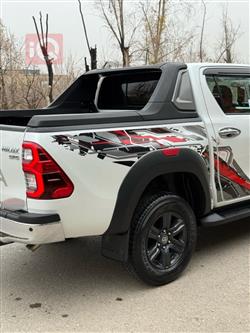 تويوتا هايلوكس